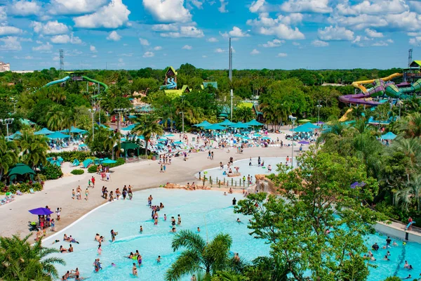 Orlando Florida Április 2019 Aquatica Strandon Medencékben Vízi Attrakcióban Részesülő — Stock Fotó