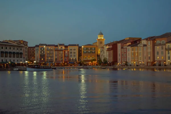 Orlando Florida Mei 2019 Kleurrijke Dockside Gebouwen Zonsondergang Achtergrond Portofino — Stockfoto