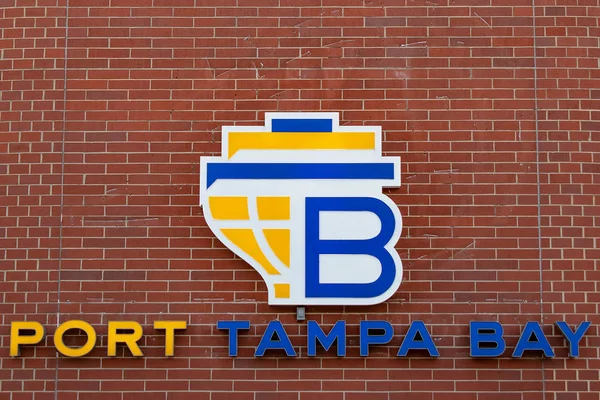 Tampa Bay Florydzie Kwietnia 2019 Port Tampa Bay Znak Ścianie — Zdjęcie stockowe