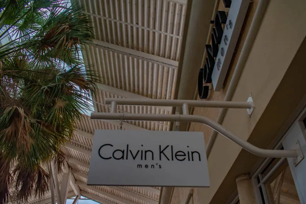 Orlando Florydzie Czerwca 2019 Calvin Klein Mężczyźni Znak Premium Outlet — Zdjęcie stockowe