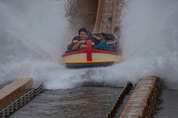 Orlando Florida Junio 2019 Espectacular Salpicadura Viaje Atracción Atlantis Seaworld — Foto de Stock