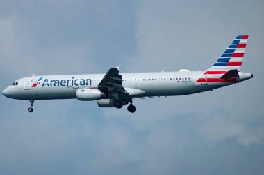 Florida. 09 Temmuz 2019. American Airlines Orlando Uluslararası Havaalanı 'na gelen 5.