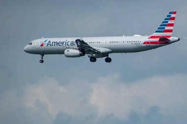 Florida. 09 Temmuz 2019. American Airlines Orlando Uluslararası Havaalanı 'na gelen 6.