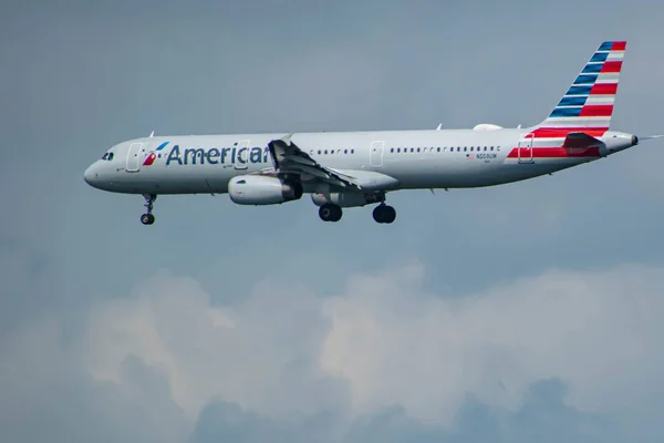 Florida July 2019 American Airlines Arriving Orlando International Airport — Stock Photo, Image