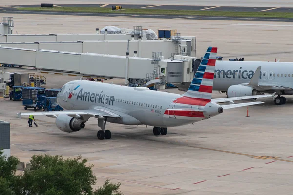 Tampa Bay Florida Juli 2019 Flugzeuge Der American Airlines Auf — Stockfoto