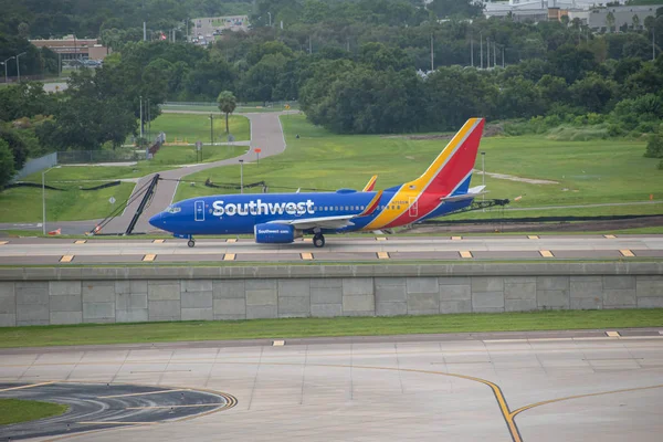 Tampa Bay Florida Luglio 2019 Aeromobili Southwest Airlines Pista Preparazione — Foto Stock