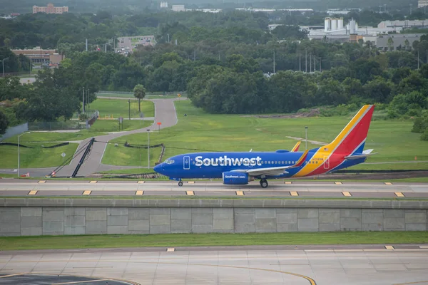 Tampa Bay Florida Luglio 2019 Aeromobili Southwest Airlines Pista Preparazione — Foto Stock