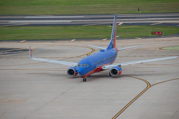 Tampa Bay Florida Juli 2019 Südwest Flugzeug Auf Der Landebahn — Stockfoto