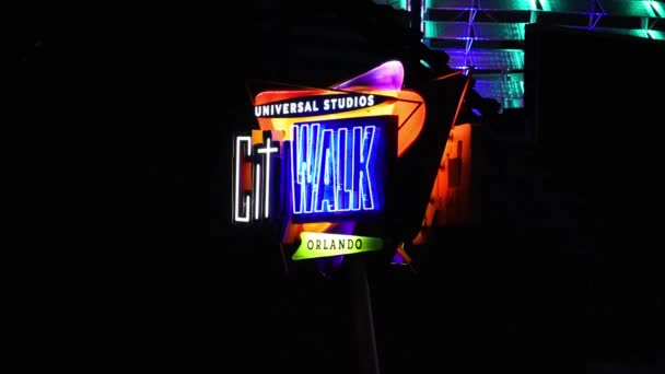 Orlando Florida Julio 2019 Signo Citywalk Colorido Iluminado Zona Universal — Vídeos de Stock