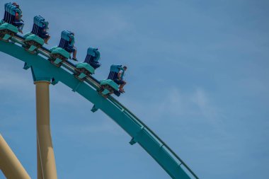 Orlando, Florida. 31 Temmuz 2019. İnsanlar Seaworld (34 de yaz tatili sırasında inanılmaz Kraken rollercoaster zevk)