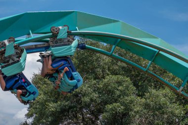 Orlando, Florida. 31 Temmuz 2019. İnsanlar Seaworld (40 yaz tatili sırasında inanılmaz Kraken rollercoaster zevk)