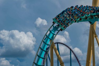 Orlando, Florida. 31 Temmuz 2019. İnsanlar Seaworld (4 eğlenceli inanılmaz Kraken sahip).