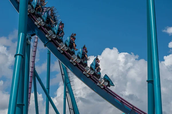 Orlando Florida Temmuz 2019 Nsanlar Seaworld Eğlenceli Müthiş Mako Rollercoaster — Stok fotoğraf