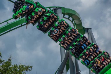 Orlando, Florida. 07 Ağustos 2019. İnsanlar inanılmaz inanılmaz eğlenceli olan , Macera Adası'nda tatil yaz aylarında 40.