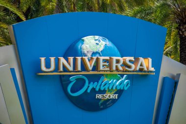 Orlando, Florida. 07 Ağustos 2019. Universal Studios alanında Universal Orlando logosu 1