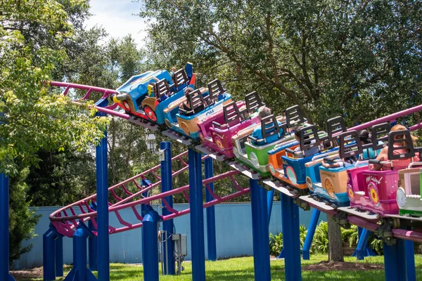 Orlando Florida August 2019 People Enjoying Super Grovers Box Car — Stock Photo, Image