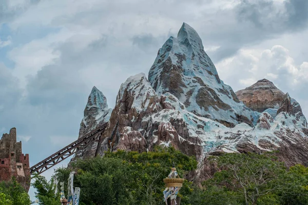 Orlando Florida Agosto 2019 Vista Superior Montaña Rusa Expedition Everest — Foto de Stock