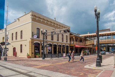 Orlando, Florida. 17 Ağustos 2019. Humburger Marys şehir merkezinde tarihi binada (68).