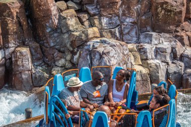 Orlando, Florida. 28 Ağustos 2019. İnsanlar Seaworld de inanılmaz Infinity Falls zevk , (90).