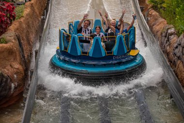 Orlando, Florida. 28 Ağustos 2019. Seaworld'de eğlenen ler Infinity Falls , (130).