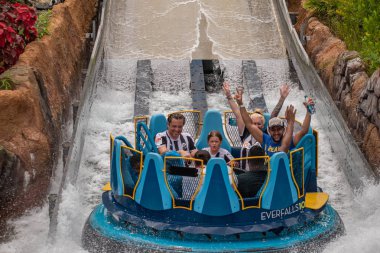 Orlando, Florida. 28 Ağustos 2019. Seaworld'de eğlenen ler Infinity Falls , (131)