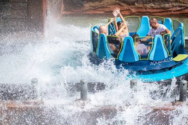 Orlando Florida August 2019 People Having Fun Big Splash Infinity — Stock Photo, Image