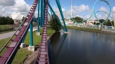 Port Orange, Florida. 05 Eylül 2019. Açık mavi bulutlu arka plan ponce de Leon Inlet panoramik görünümü.