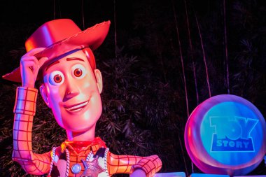 Orlando, Florida. 27 Eylül 2019. Oyuncak Hikayesi 'ndeki Şerif Woody' nin Hollywood Stüdyoları 'ndaki manzarası (162).