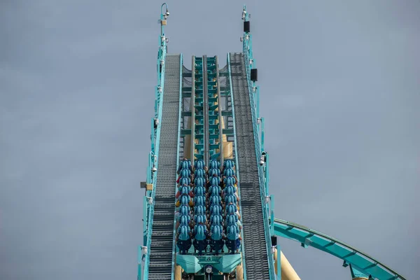 Orlando Florida October 2019 People Having Fun Terrific Kraken Rollercoaster — Stock Photo, Image