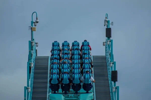 Orlando Florida October 2019 People Having Fun Terrific Kraken Rollercoaster — Stock Fotó