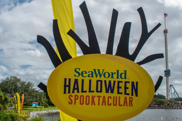 Orlando Florida Settembre 2019 Colorato Segno Spettrale Halloween Seaworld 123 — Foto Stock