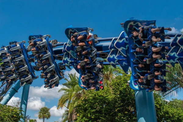 Orlando Florida Eylül 2019 Nsanlar Seaworld Manta Ray Rollercoaster Eğleniyor — Stok fotoğraf