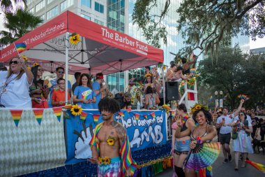 Orlando, Florida. 12 Ekim 2019. The berrfund.org savaş arabası Eola Gölü 'ndeki Orlando Geçidi' nde (255)