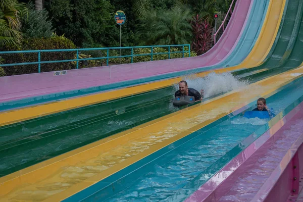 Orlando Florida Outubro 2019 Pessoas Desfrutando Incrível Taumata Racer Aquatica — Fotografia de Stock