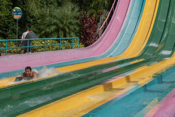 Orlando Florida Outubro 2019 Pessoas Desfrutando Incrível Taumata Racer Aquatica — Fotografia de Stock