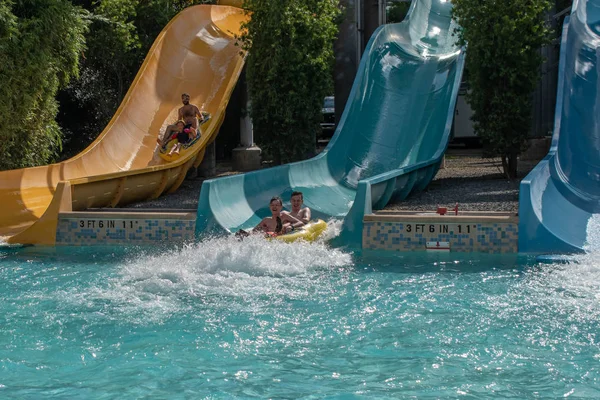 Orlando Florida October 2019 People Enjoying Omaka Rocka Attraction Aquatica — Stock Photo, Image