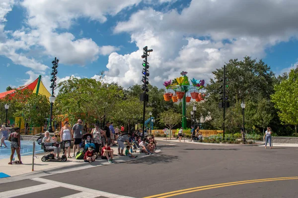 Orlando Florida Října2019 Lidé Čekají Začátek Sesame Street Party Parade — Stock fotografie