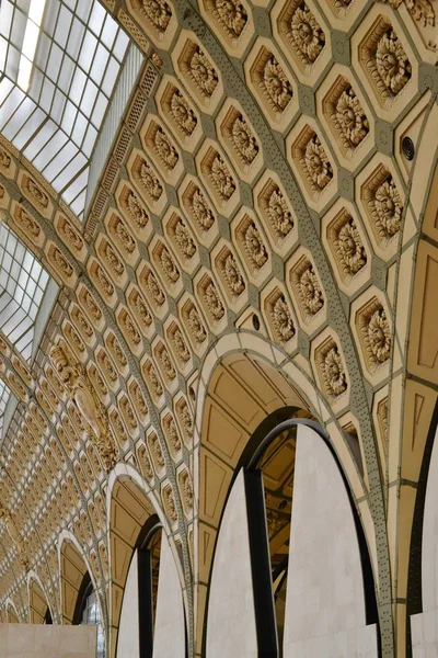 Architettura d'interni del museo Orsay a Parigi, Francia — Foto Stock