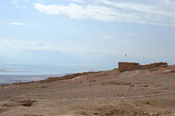 마사다-고 대 요새, 사해, 이스라엘의 유대 사막에서 헤 롯의 사막 요새 — 스톡 사진