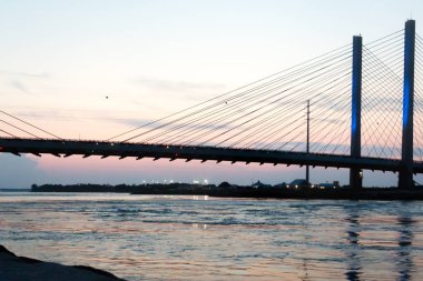 Hint Nehri giriş Köprüsü 