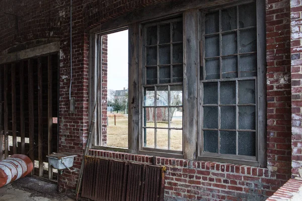 Run Abandoned Neglected Building — Stock Photo, Image