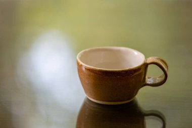 seramik kaplı kahve fincanı el yapımı. 