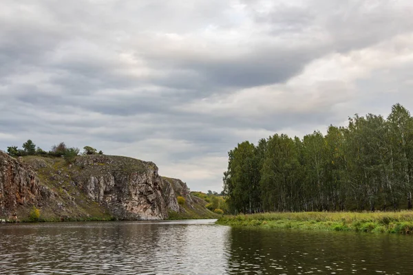 Passeggiata Tram Fluviale Lungo Canyon Iset Vicino Alla Città Kamensk — Foto Stock