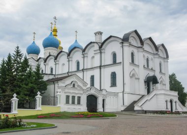 Kazan Kremlin Katedrali, Kazan Kremlin 'in ilk Ortodoks kilisesidir..