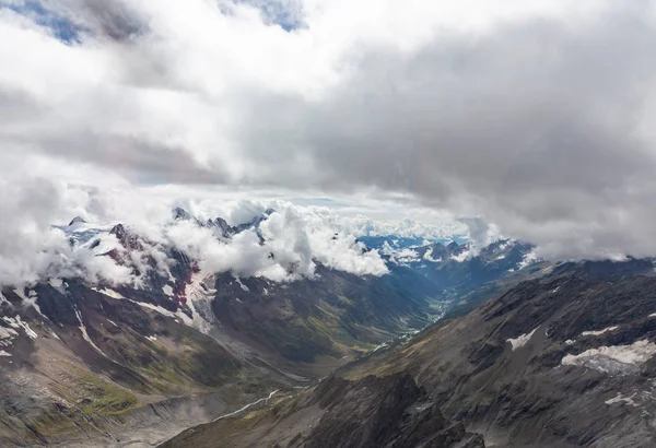 Helikopter Lopen Zwitserse Alpen Stad Van Interlaken Uitzicht Vallei Bergen — Stockfoto