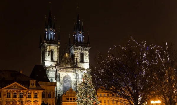 Nachtaufnahme Vom Altstadtplatz Auf Den Türmen Des Gottesmuttertempels Vor Dem — Stockfoto