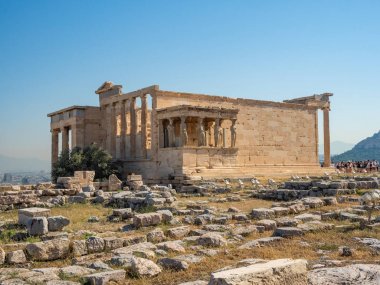 Erechtheion - Atina ve Poseidon, Yunanistan onuruna inşa edilmiş bir revak ve altı caryatids ile eski bir Yunan tapınağı