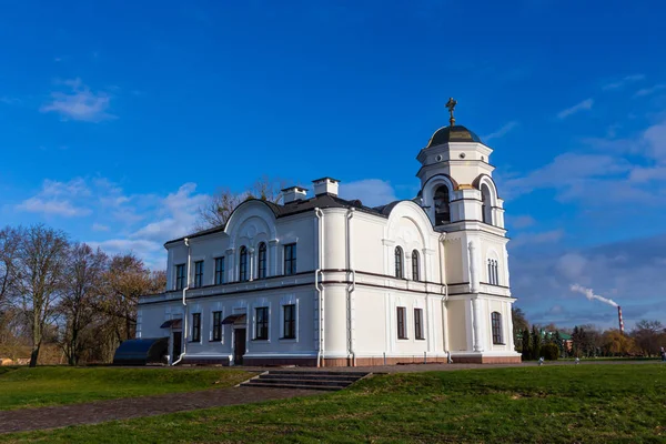 Katedrála svatého Mikuláše v Brestské pevnosti v Bělorusku — Stock fotografie