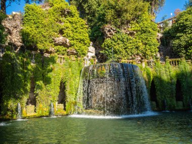 Fontana Di Tivoli (veya dell'Ovato) Tivoli Villa D'Este bahçesinde, İtalya