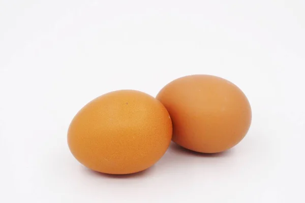Rauwe Eieren Witte Achtergrond — Stockfoto